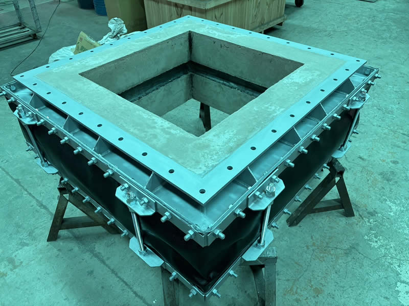 耐800℃以上的非金屬膨脹接頭