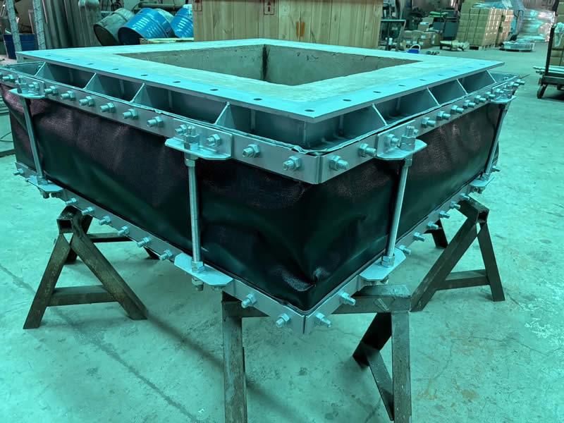 耐800℃以上的非金屬膨脹接頭